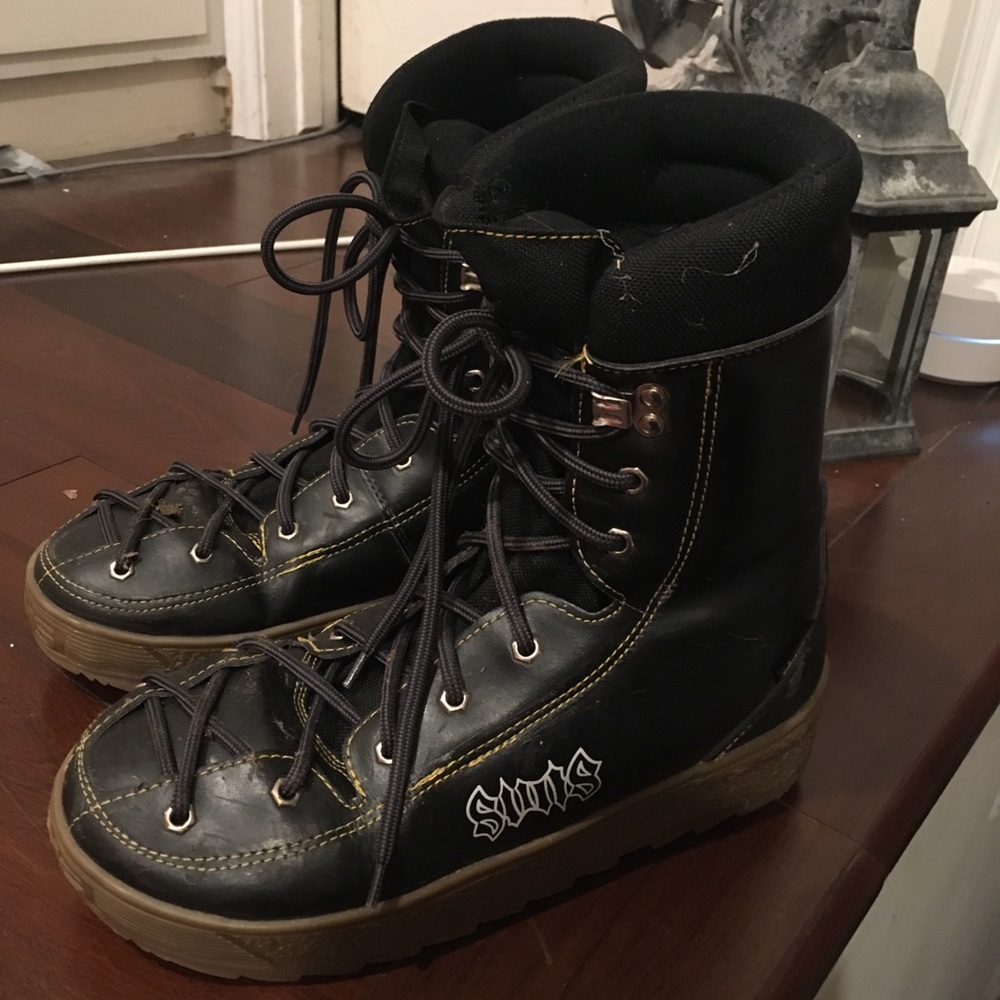 Sims snowboarding boots
